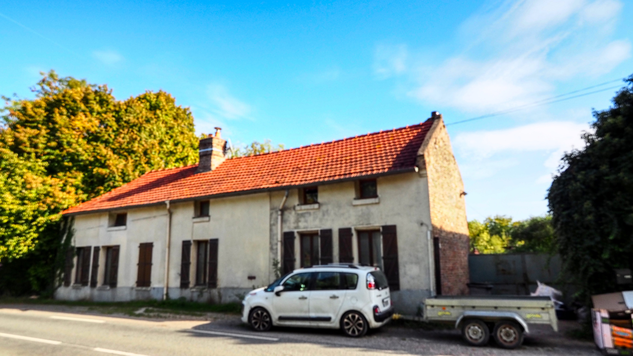 Immo80 – L'immobilier à Amiens et dans la Somme-Corps de ferme Amiens ,1 hectare de terrain .